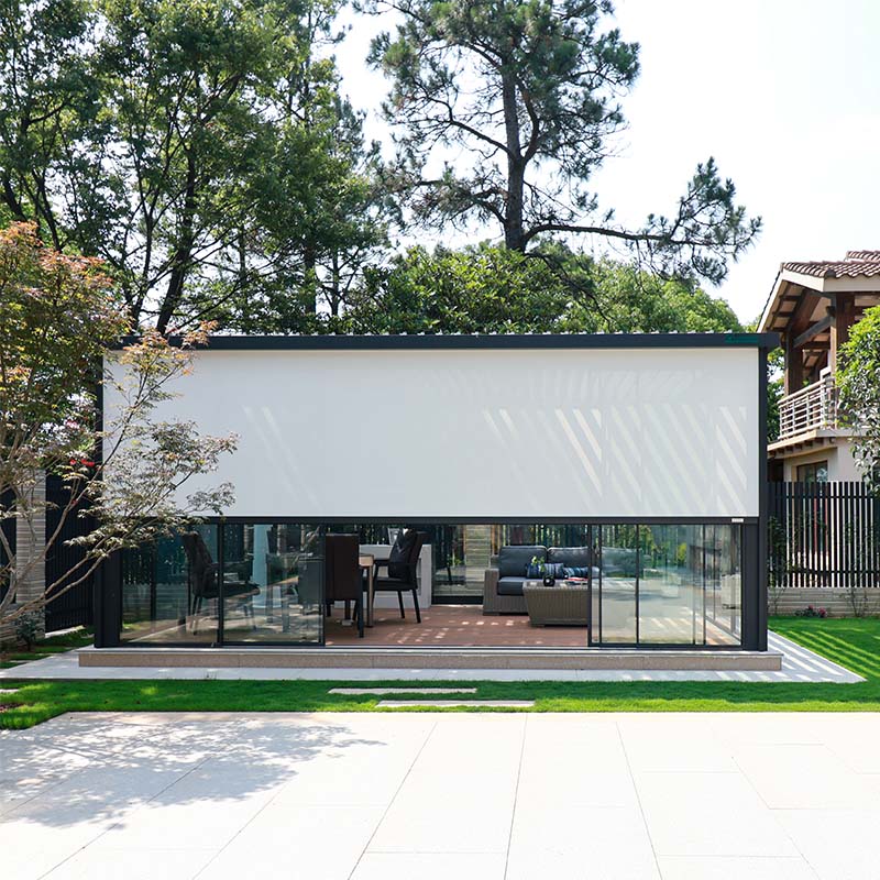 How Does an Electric Zip Screen Compare to Traditional Window Coverings?